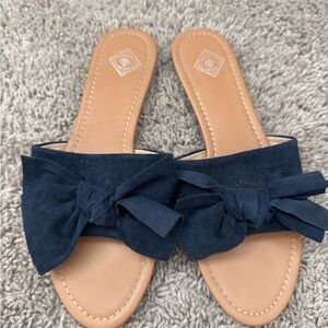 Elegant Navy Bow Slide Sandals